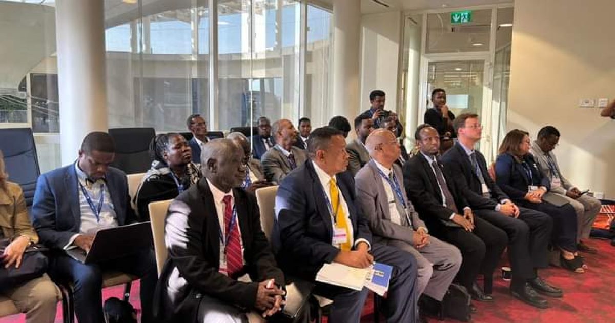 Wasiirka Caafimaadka XFS oo khudbad ka jeediyay shir doceed ka dhacay Imaaraadka