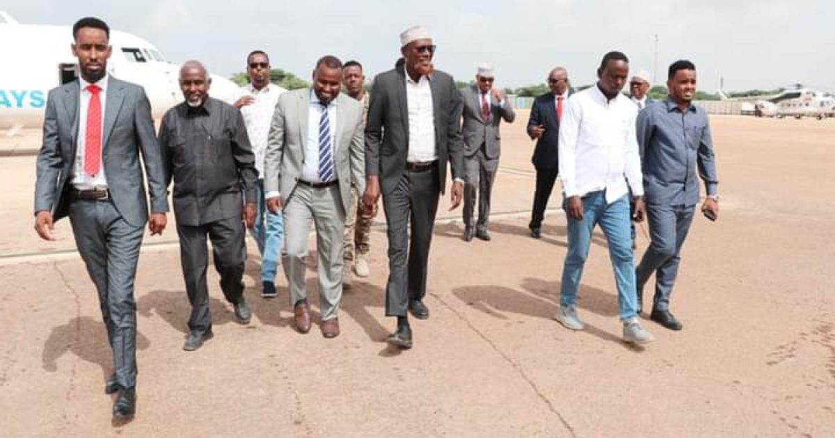 Guddoomiye Abshirow oo gaaray Kismaayo “SAWIRRO”