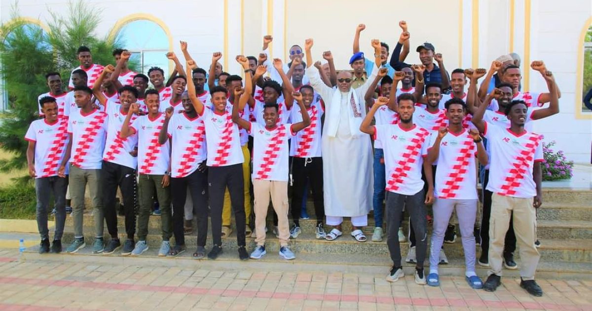 Madaxweynaha Koonfur Galbeed oo qado sharaf u sameeyay Xulka Kubadda Cagta Koonfur Galbeed