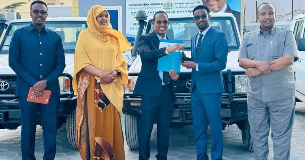 Hay’adda Duulista Rayidka Soomaaliyeed oo wareejisay gaari loogu talagalay garoonka diyaaradaha Baladweyne