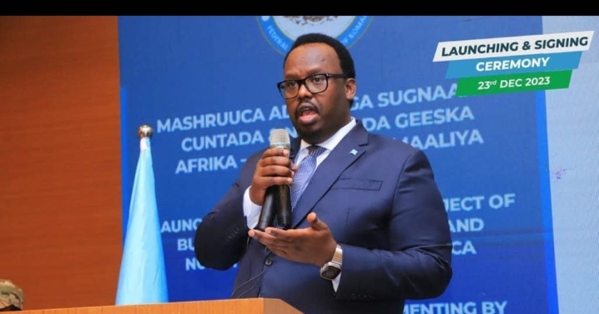 Ra’iisul Wasaare ku xigeenka Dalka oo Muqdisho ka daahfuray Mashruuca adkeysiga sugnaanta cuntada