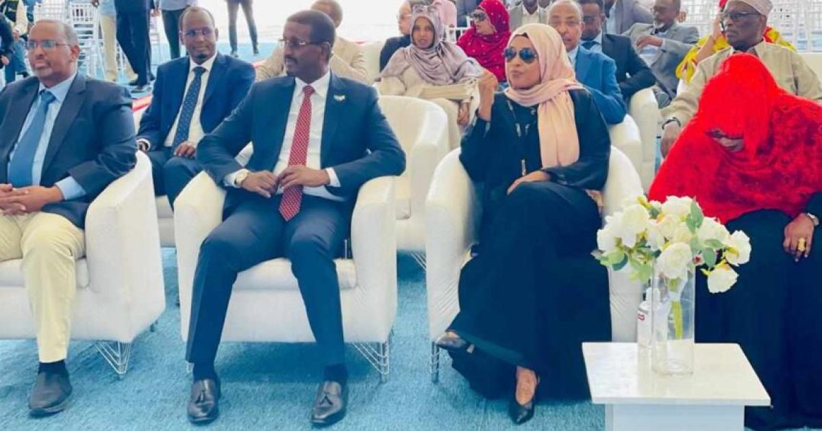 Wasiirka Gaadiidka oo daah furtay Xarunta dayactirka Diyaaradaha ee Soomaaliya