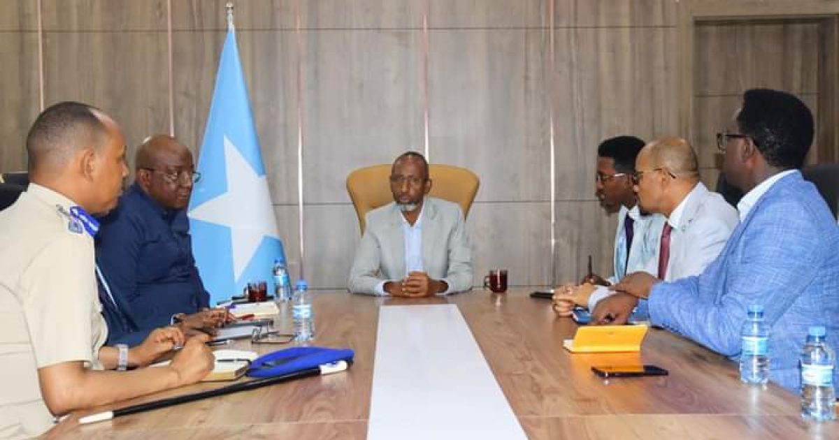 Guddiga qaban qaabada banaan baxa Difaaca Gobanimada Soomaaliya oo kulan yeeshay