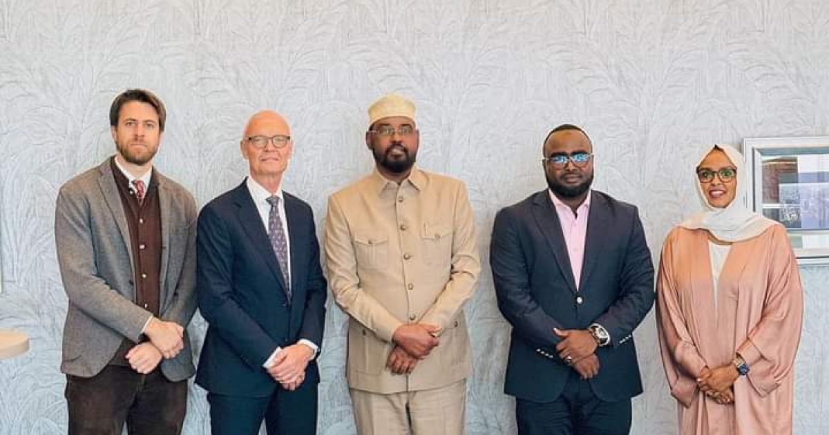 Madaxweynaha Jubbaland oo Nairobi kula kulmay Safiirka Norway ee Soomaaliya