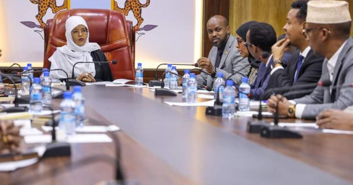 Guddiga Joogtada ah ee Golaha Shacabka oo adkeeyay in Madaxda dowlad Goboleedyadu taageeraan mowqifka Dowladda