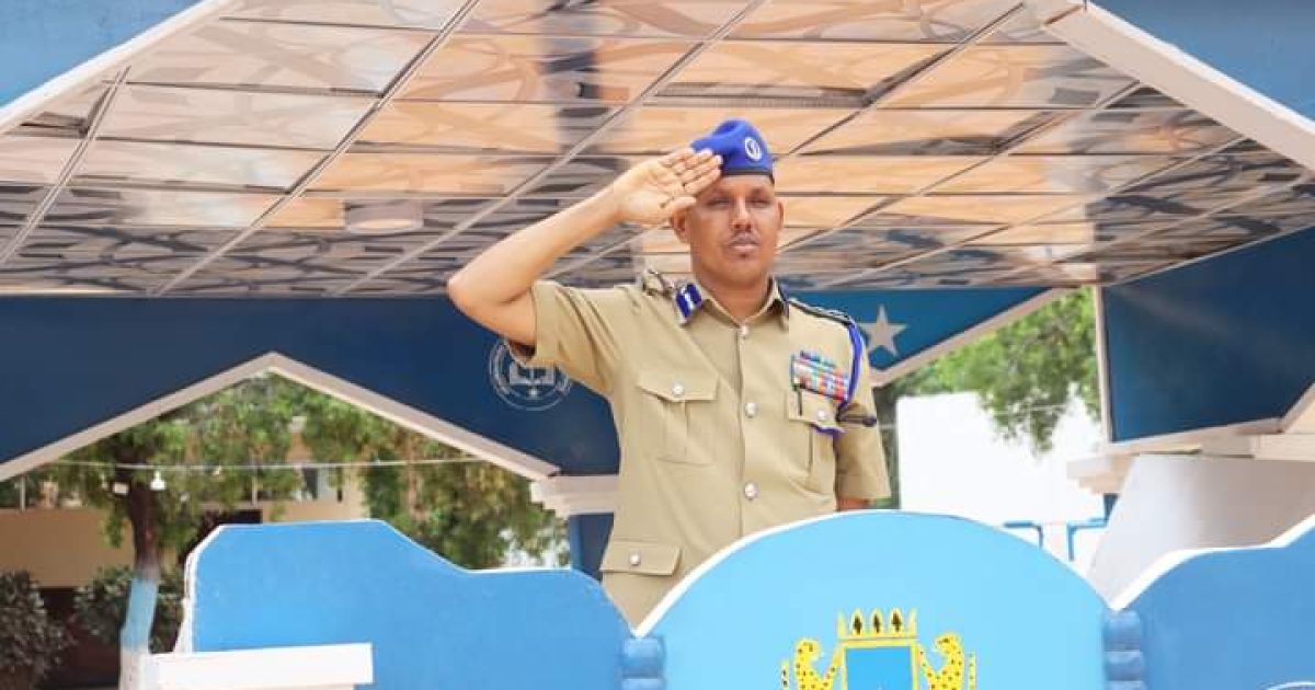 Taliyaha Ciidanka Booliska oo kormeeray ciidan lagu tababarayo Akadeemiyada Booliiska “SAWIRRO”