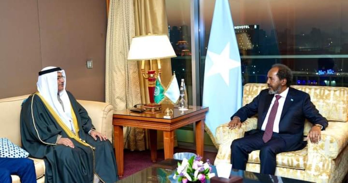 Madaxweyne Xasan Sheekh oo Masar kula kulmay Guddoomiyaha Baarlamaanka Carabta “SAWIRRO”