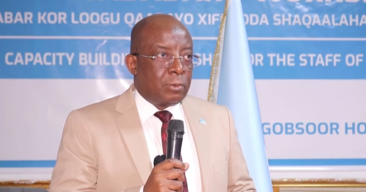 Wasiirka Warfaafinta XFS oo tababbar u furay shaqaalaha Waaxda Farsamada ee Warbaahinta qaranka