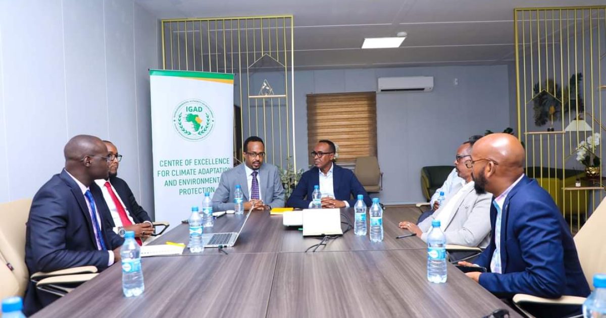 Guddoomiyaha SoDMA oo kulan la qaatay Madax ka socotay IGAD 