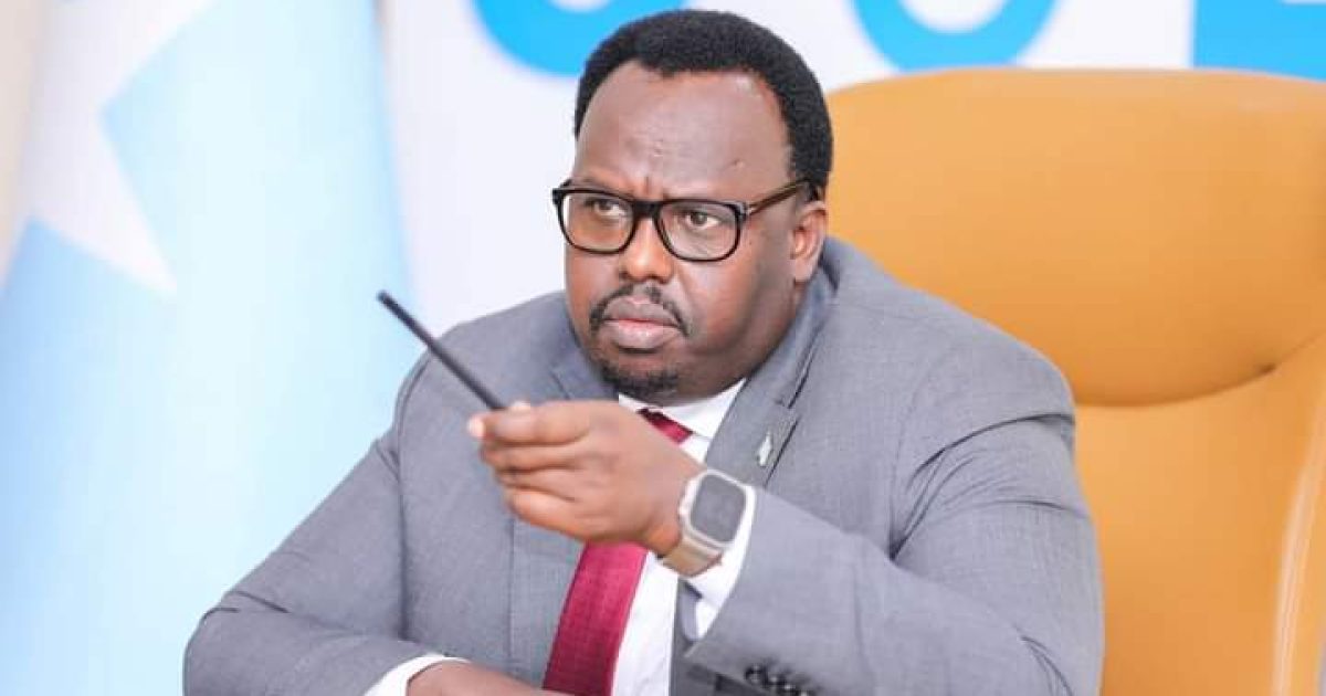 Ra’iisul Wasaare Ku-xigeenka oo shiir guddoomiyay kulan looga hadlayay arrimaha gargaarka