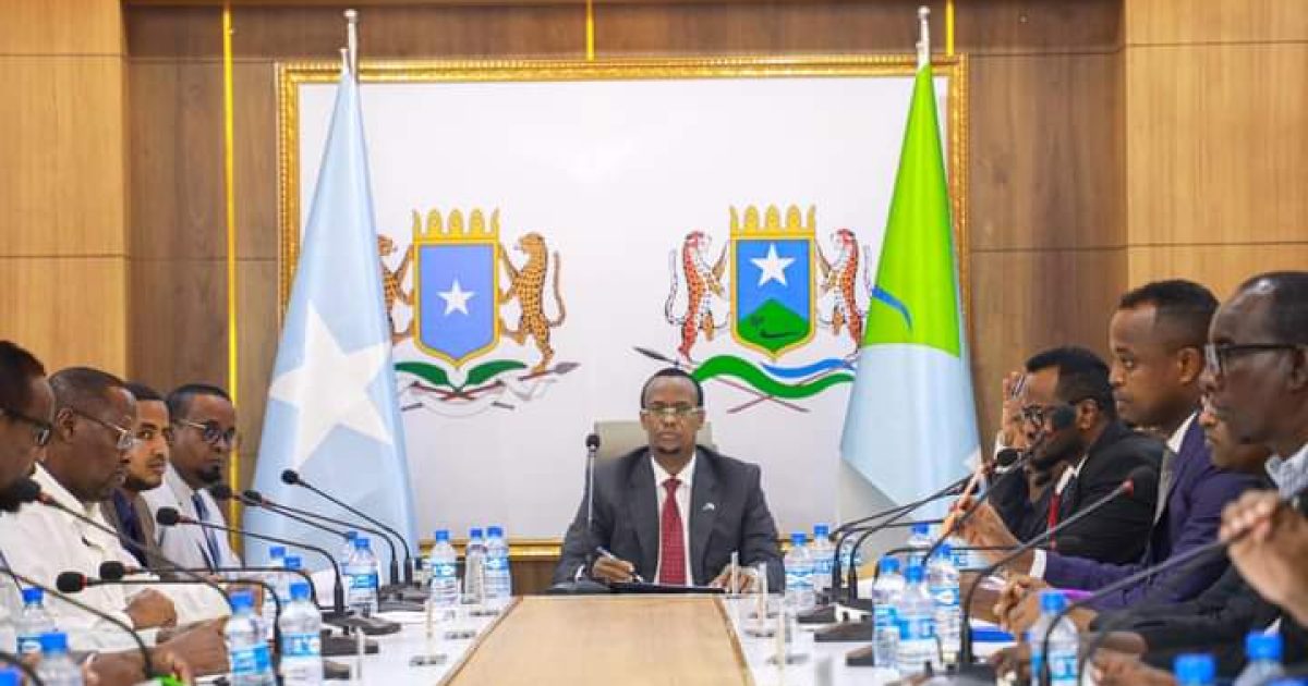 Madaxweynaha Hirshabeelle oo guddoomiyay Shirka Golaha Wasiirada