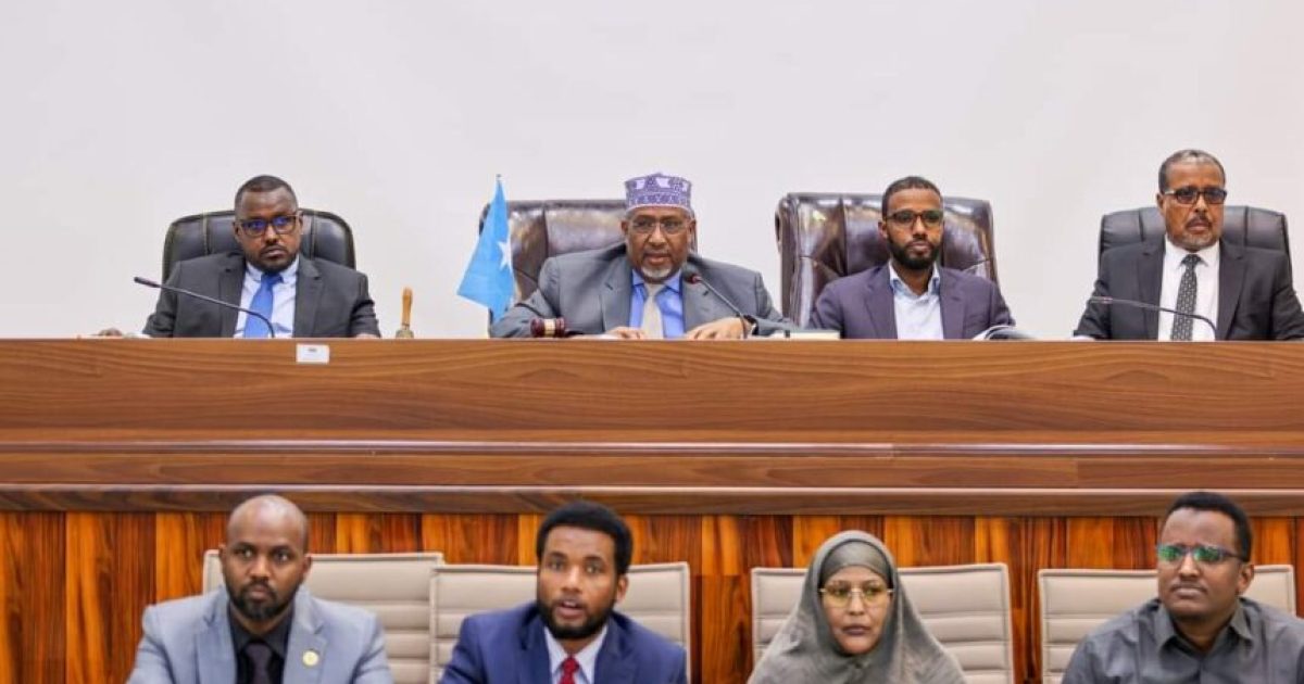 Doodda Cutubka 1-aad ee Dastuurka KMG oo la soo gaba-gabeeyay