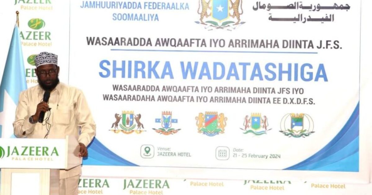 Wasaaradda Awqaafta iyo Diinta oo Muqdisho ku qabatay wadatashi ku aadan la dagaallanka xagjirka