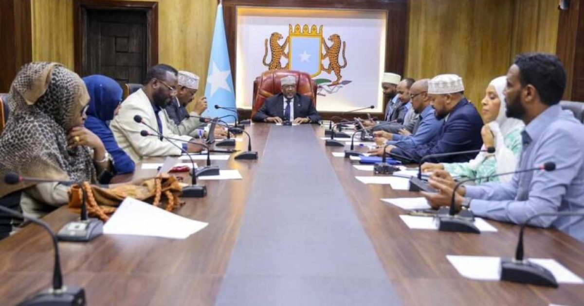 Guddiga Joogtada ah ee Golaha Shacabka oo ansixiyay qaraarka buuxinta kuraasta bannaan