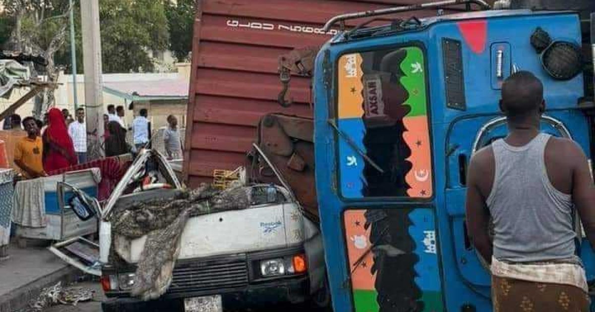 Shil gaari oo sababay dhimasho oo ka dhacay Isgoyska Jubba