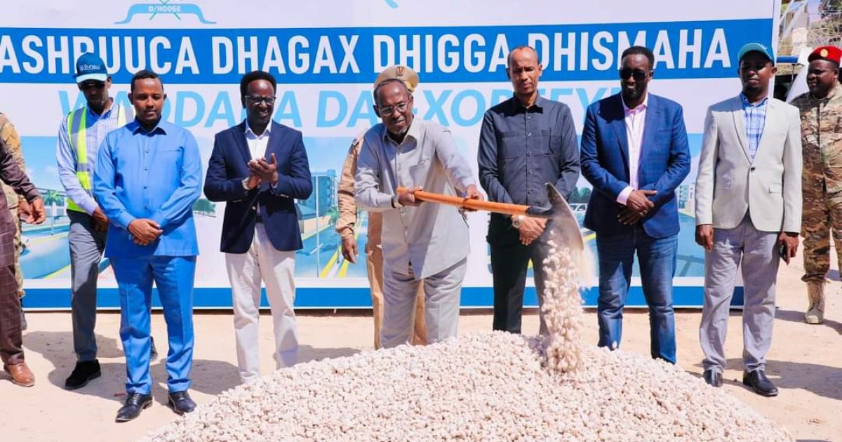 Duqa Muqdisho oo dhagax dhigay wadadda isku xirto 21 October iyo Garoonka  Aadan Cadde 