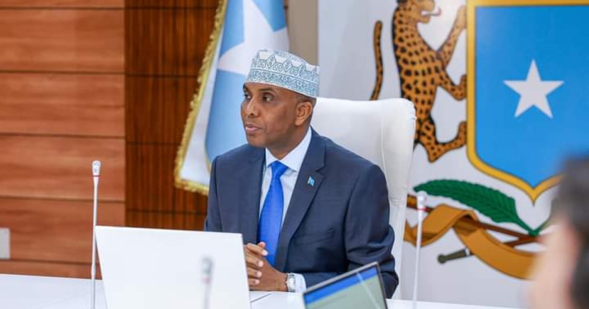 Ra’iisul Wasaare Xamsa oo qaabilay Agaasimaha Guud ee Sanduuqa Cimillada Cagaaran