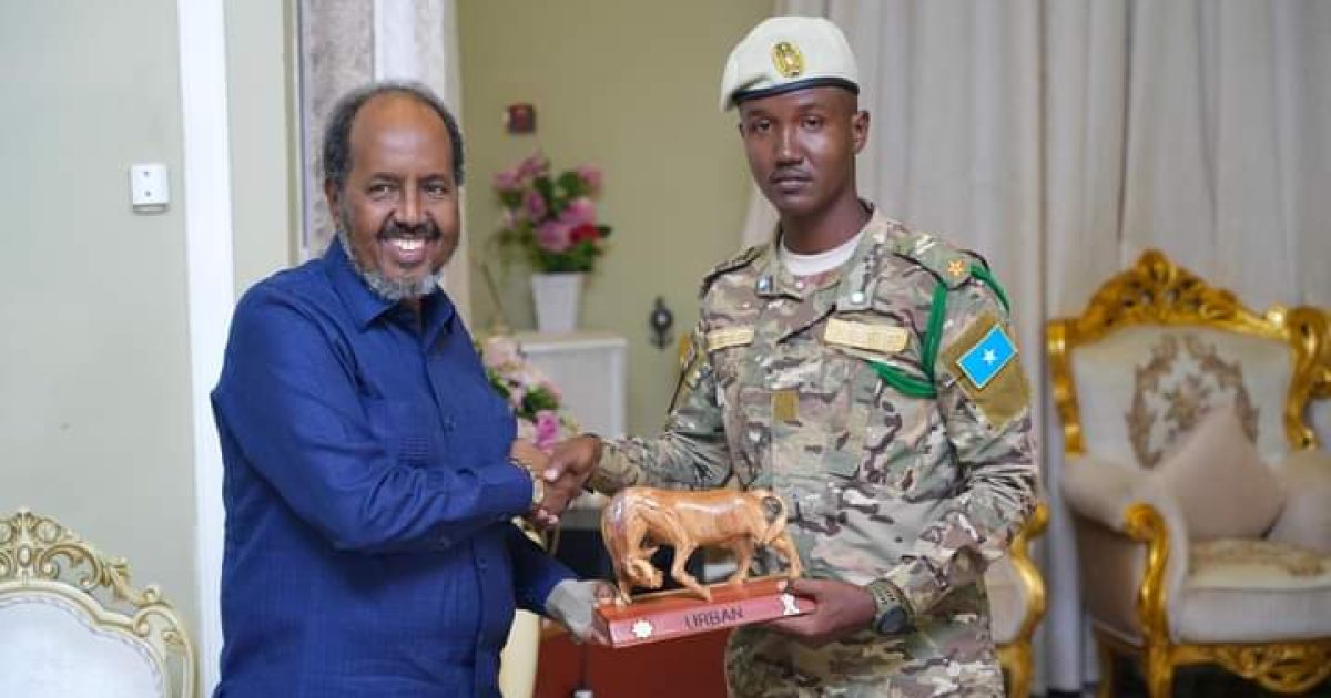 Madaxweynaha JFS oo kulan casho la qaatay Ciidanka Danab oo dalka dibadiisa uga qeybgalay dhoolla-tus Milateri