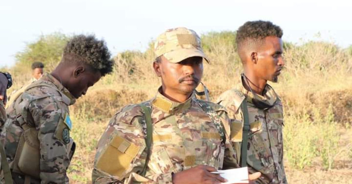 Taliyaha Ciidanka Dhulka Xoogga Dalka oo kormeeray deegaanno ka tirsan Shabeelaha Dhexe