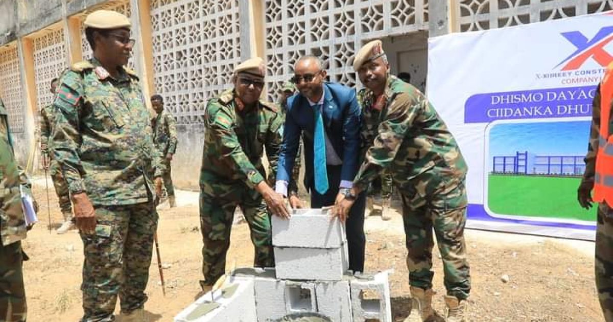 Wasiirka Gaashaandhigga XFS oo Dhagaxdhigay xarunta Taliska Ciidanka Dhulka