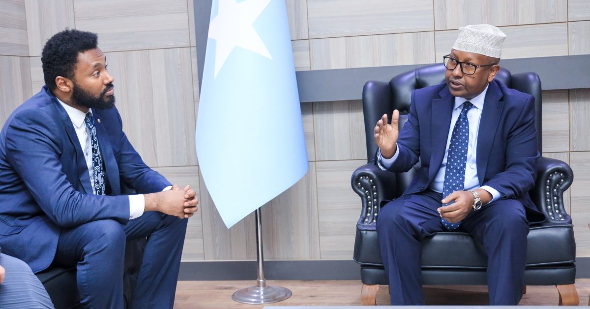 Wasiirka Arrimaha Dibadda oo kala hadlay Ergeyga gaarka ah Finland ee geeska Afrika xoojinta xiriirka labada dal “SAWIRRO”