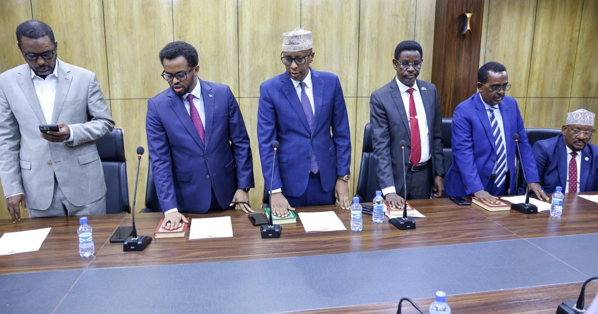 Xubnihii dhowaan la magacaabay ee Golaha Wasiirada oo la dhaariyey “SAWIRRO”