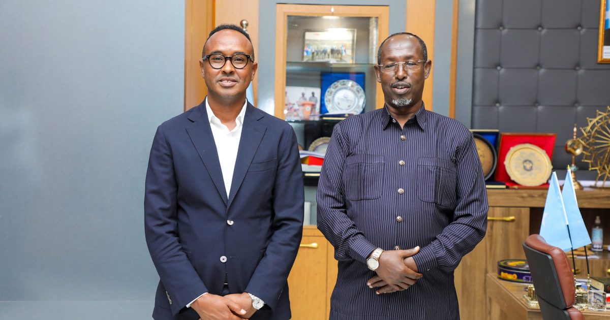 Guddoomiyaha Hay’adda SoDMA iyo Duqa Muqdisho oo ka wada hadlay xal u helidda caqabadaha jira