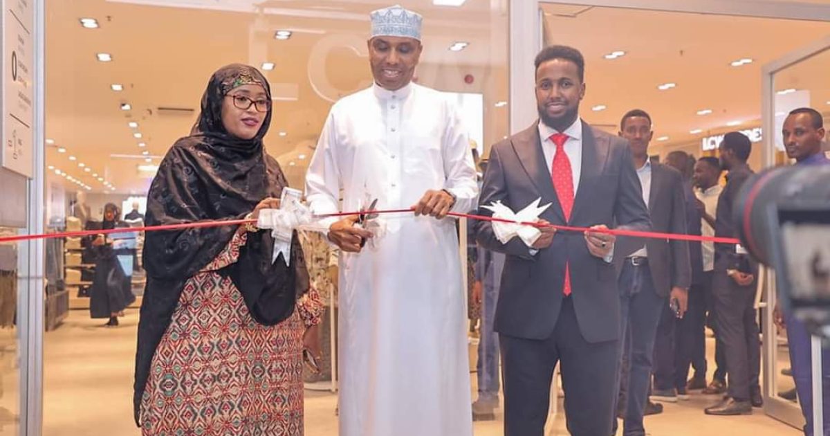 Ra’iisul Wasaare Xamse oo Xarigga ka jaray suuqa caalamiga ah ee LC WAIKIKI