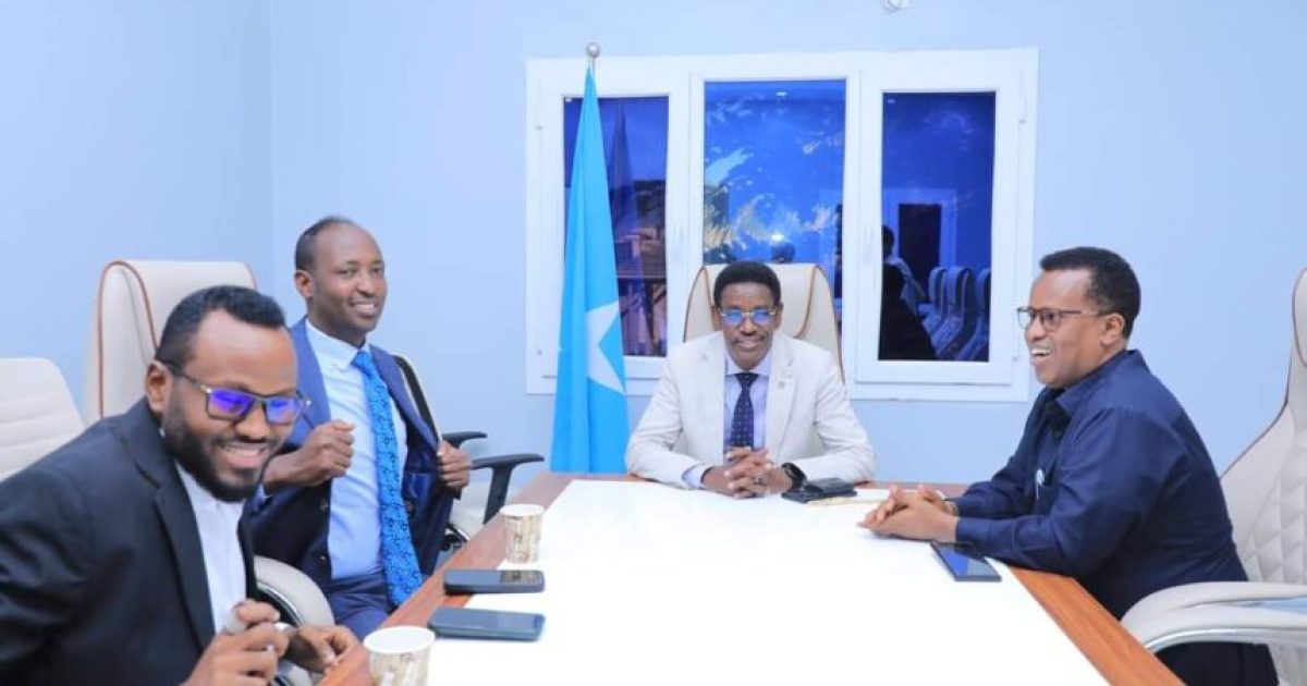 Wasiirka Amniga oo Muqdisho kula shiray Wasiirada Amniga Dowlad Goboleedyada