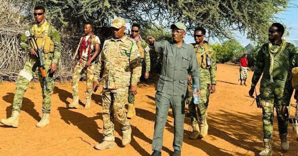 Taliyaha Hay’adda NISA oo ciidamada ku booriyay inay dardargeliyaan dagaalka ka dhanka ah Khawaarijta