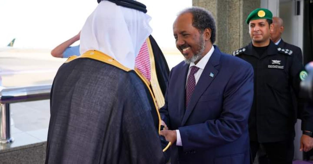 Madaxweyne Xasan Sheekh oo booqasho rasmi ah ku tegay Dalka Boqortooyada Sucuudiga