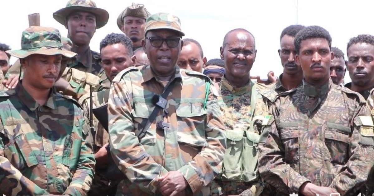 Baarsanguuni: Ciidanka Xoogga dalka oo jab xoogan gaarsiiyay khawaarijta gacantana ku dhigay maxaabiis