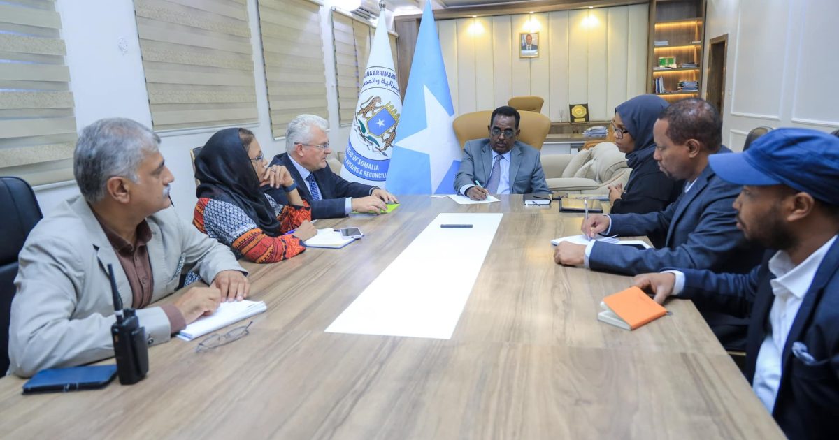 Wasiirka Arrimaha Gudaha XFS iyo Madaxda Hay’adda UNDP oo ka wada hadlay arrimo muhiim ah