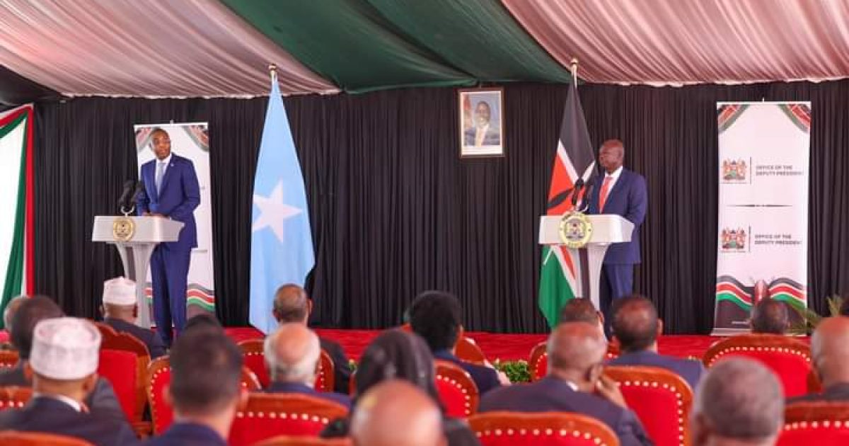 Dowladaha Soomaaliya iyo Kenya oo yeeshay Shir laba-geesood ah “SAWIRRO”