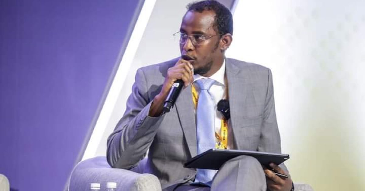 Maareeyaha Hey’adda NIRA oo shir uga qeybgalay dalka Koonfur Afrika