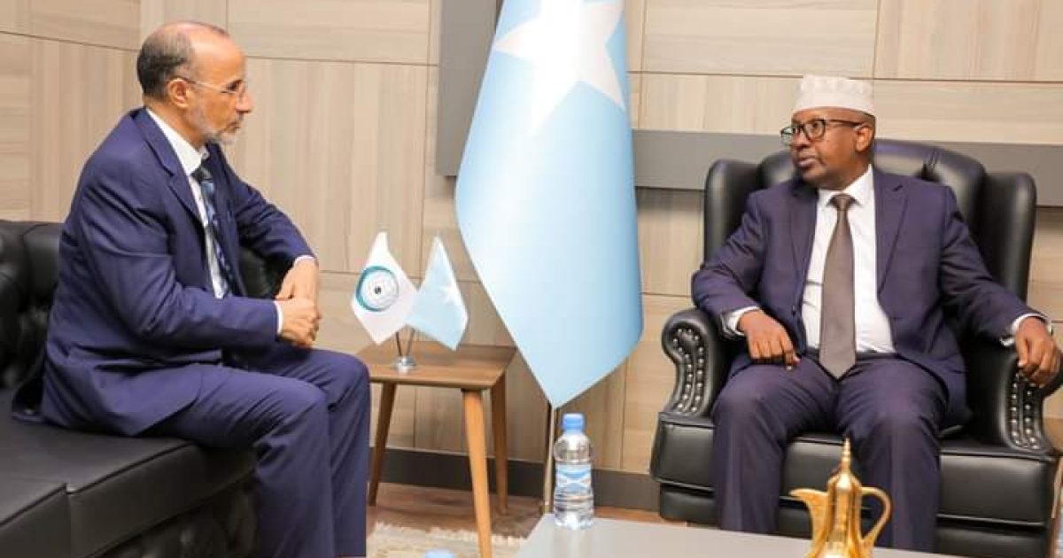 Wasiirka Arrimaha Dibadda Soomaaliya oo qaabilay Agaasimaha Guud ee xafiiska OIC