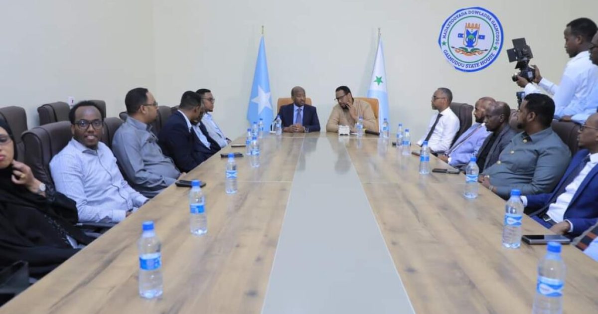 Wasiirka Kalluumaysiya XFS iyo wafdi uu hogaaminayo  oo gaaray Dhuusamareeb