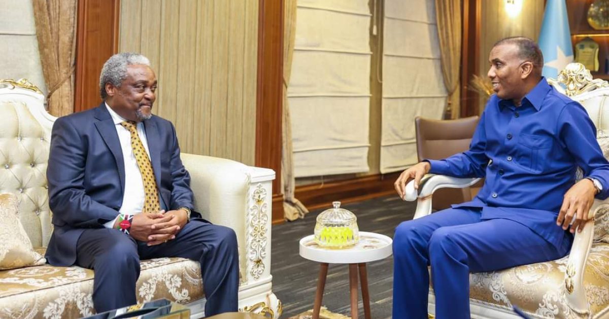 Ra’iisul Wasaare Xamsa oo xafiiskiisa ku qaabilay Safiirka Dowladda Kenya u fadhiya Soomaaliya