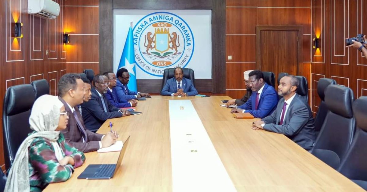 Shirka Wadatashiga Qaran oo warbixin looga dhageestay Wasaaradda Gaashaandhigga 