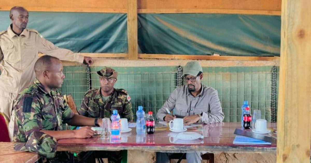 Madaxweyne ku-xigeenka Jubbaland oo la kulmay Saraakiisha Kenya ee ku sugan Ceelwaaq