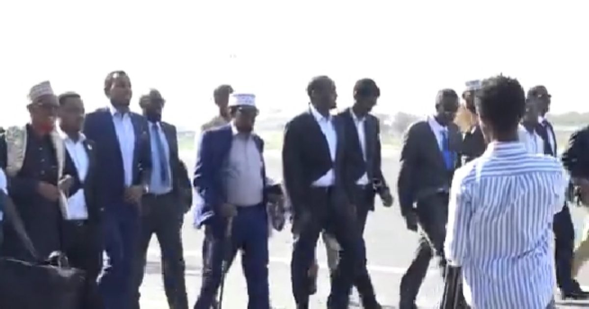 Xildhibaan Maxamed Caddow oo ka tirsan Baarlamaanka Kenya oo lagu soo dhaweeyay Muqdisho