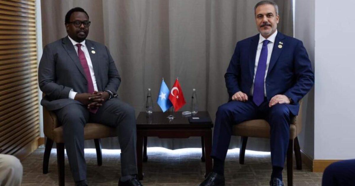 Ra’iisul Wasaare ku-xigeenka Soomaaliya oo dalka Gambia kulan kula yeeshay Wasiirka Arrimaha dibadda Turkiga