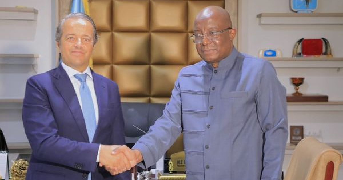 Wasiirka Warfaafinta oo qaabilay Safiirka Talyaaniga ee Soomaaliya