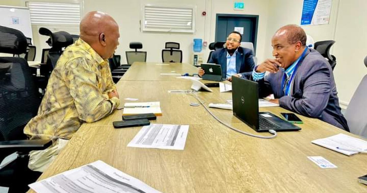 Ergeyga Madaxweynaha JFS ee Arrimaha Caafimaadka oo la kulmay Mr Crispen Rukasha