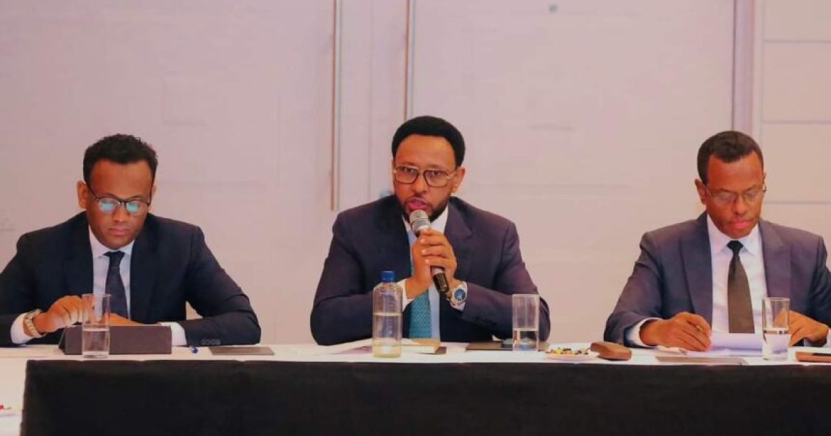 Wasiir Biixi oo daah-furay shirka dib-u-habeynta Maaliyadda ee Soomaaliya iyo IMF