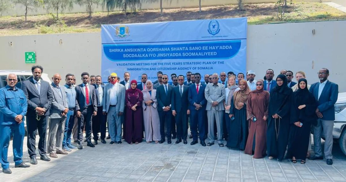 Wasiirka arrimaha gudaha oo furay Shirka Ansixinta Qorshaha 5ta sano ee soo socoto Hay’adda Socdaalka 