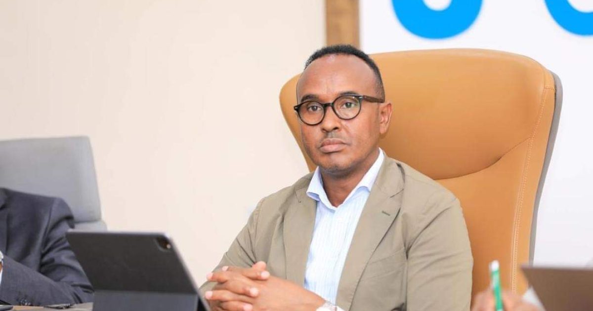 Guddoomiyaha SoDMA oo kulan la qaatay Madax ka socotay Xafiiska Ra’iisal Wasaaraha 