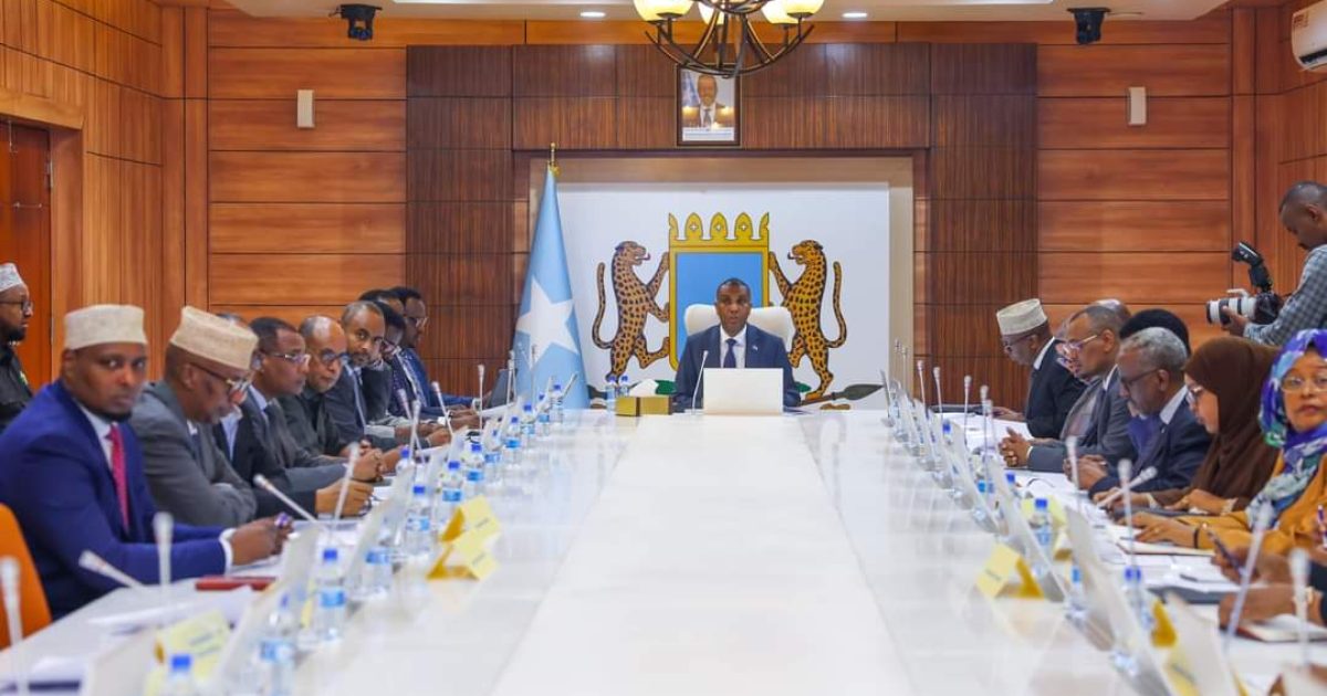 Golaha Wasiirrada oo Warbixin ku saabsan Bixitaanka ATMIS ka dhageestay Wasiirka Gaashaandhigga