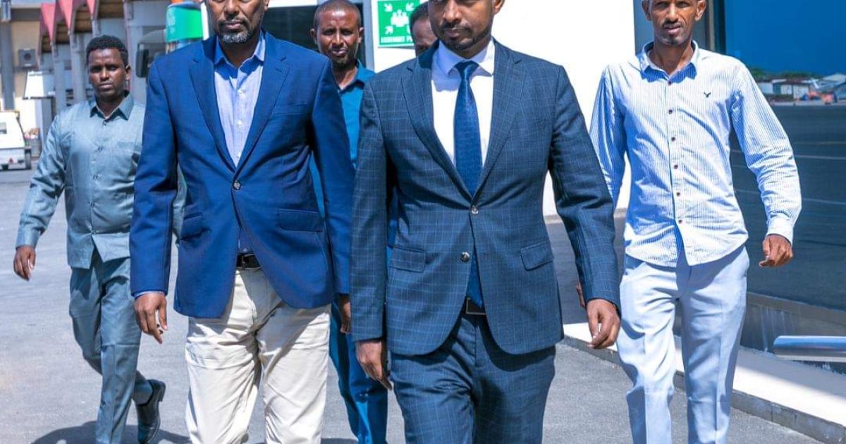 Guddoomiyaha Maxkamadda Sare oo u Ambabaxay dalka Shiinaha 