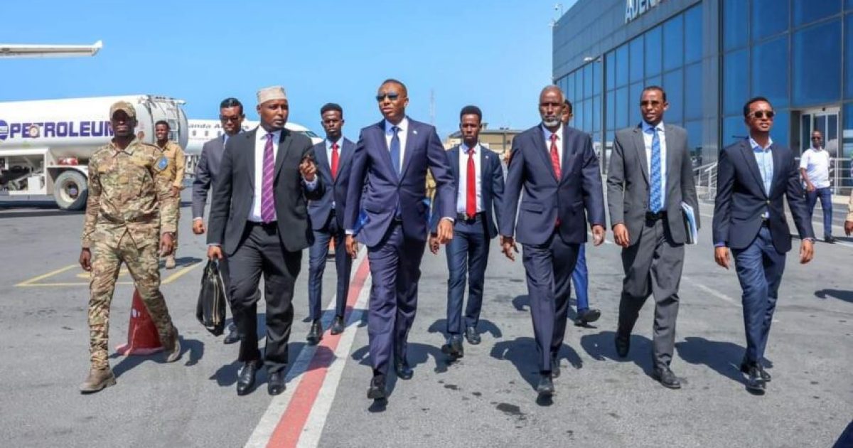 Ra’iisul Wasaare XFS iyo wafdi uu hoggaaminayo oo u ambabaxay dalka Koonfurta Kuuriya